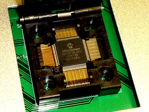 TQFP programmer adapter